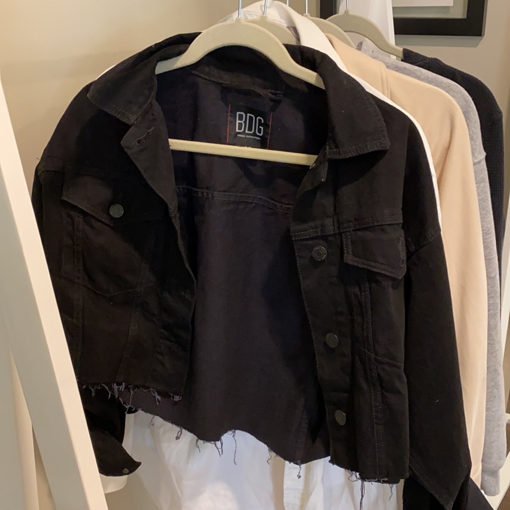 Urban Outfitters BDG Cropped Jean Jacket Size S